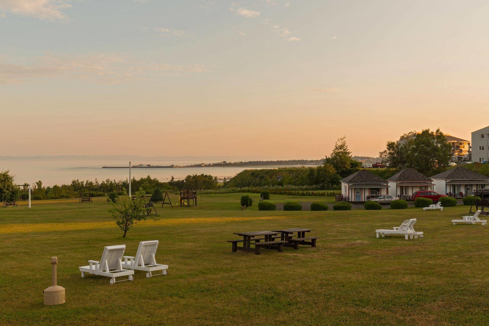 Motel Au Fleuve D'Argent Rivière-du-Loup Dış mekan fotoğraf